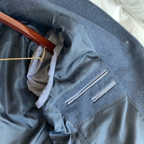 SOLD - Men’s Tommy Hilfiger Wool Coat - Picture 4 of 5